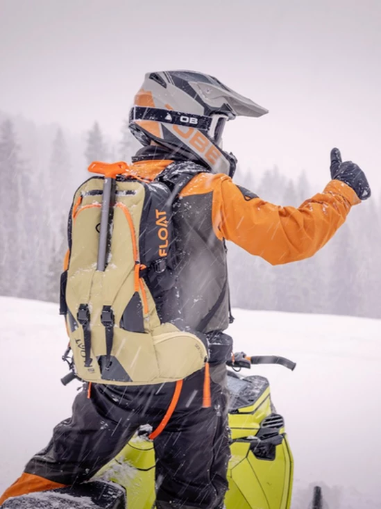 bca_2324_dozer-2t_shovel_C2116003_8