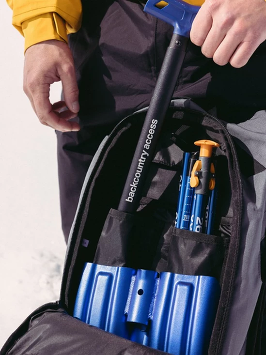 bca_2425_dozer-1t-shovel_C2116001_4