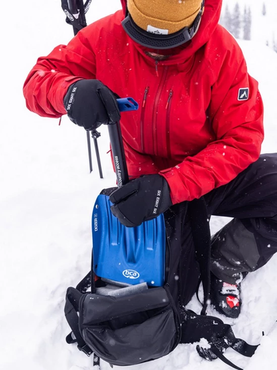 bca_2425_dozer-1t-shovel_C2116001_8